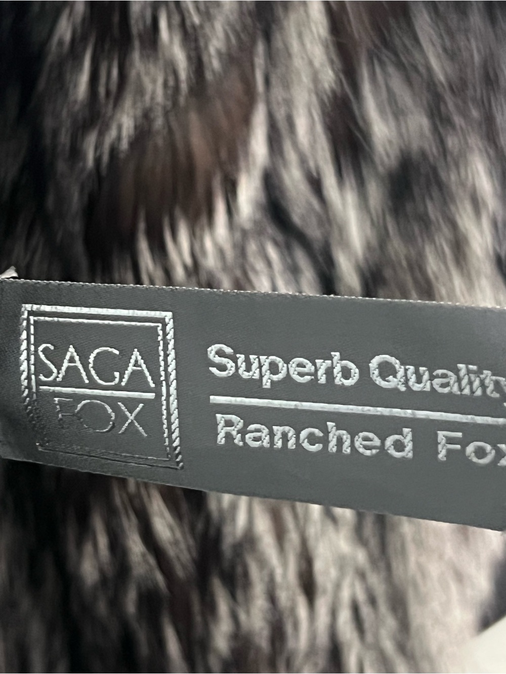 Saga Fox Fur Coat Vintage/ Leather Sleeves/ Canada/ Clean/ Like New - Picture 13 of 14